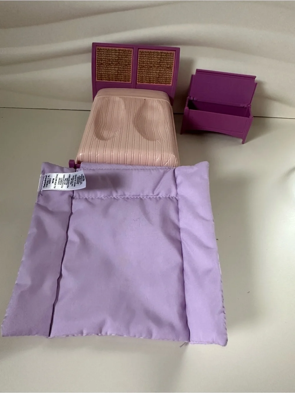 Fisher-Price Loving Family Purple Bed Blanket Chest Bedroom Furniture Dollhouse
